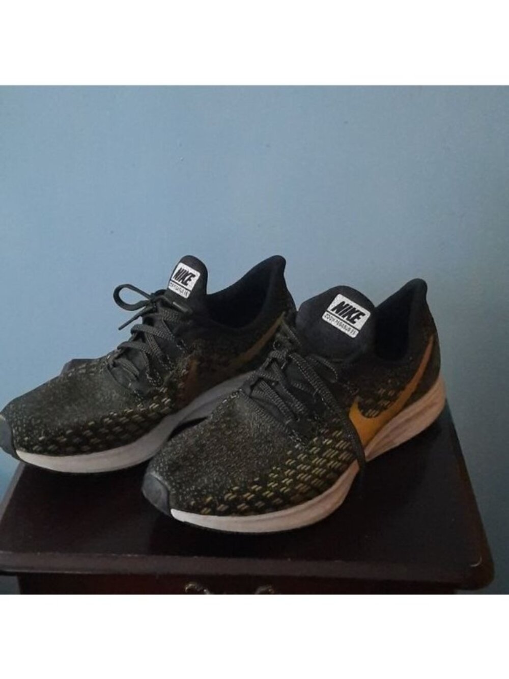 Nike Air Zoom Pegasus 35 Black Metallic Gold Running Sneakers Womens Size 8.5